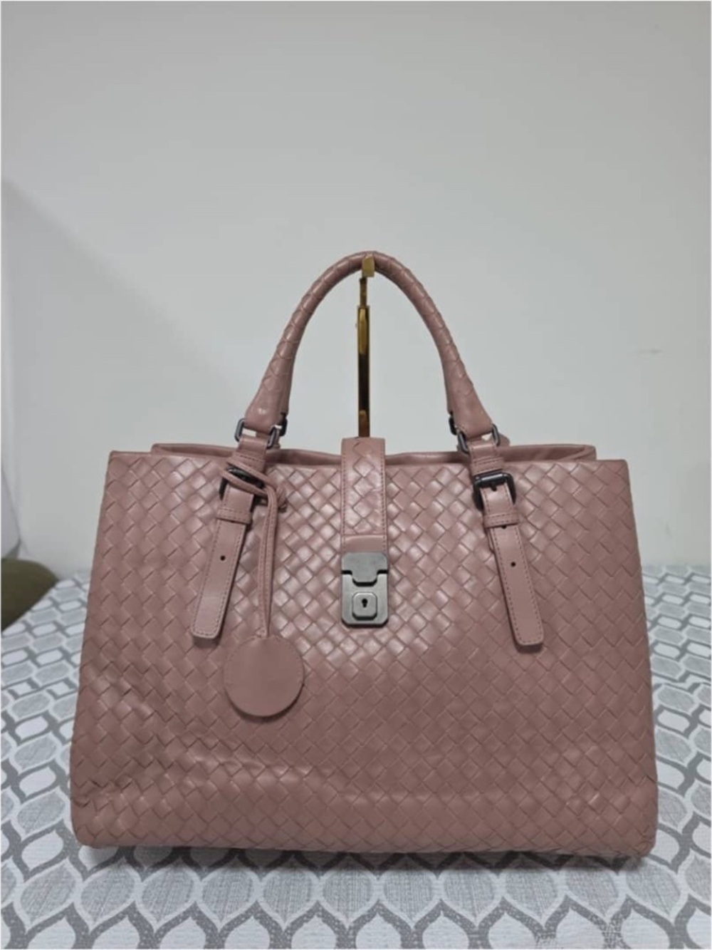 Authentic BOTTEGA VENETA Intrecciato Woven Nappa Leather Roma Tote Bag Nude